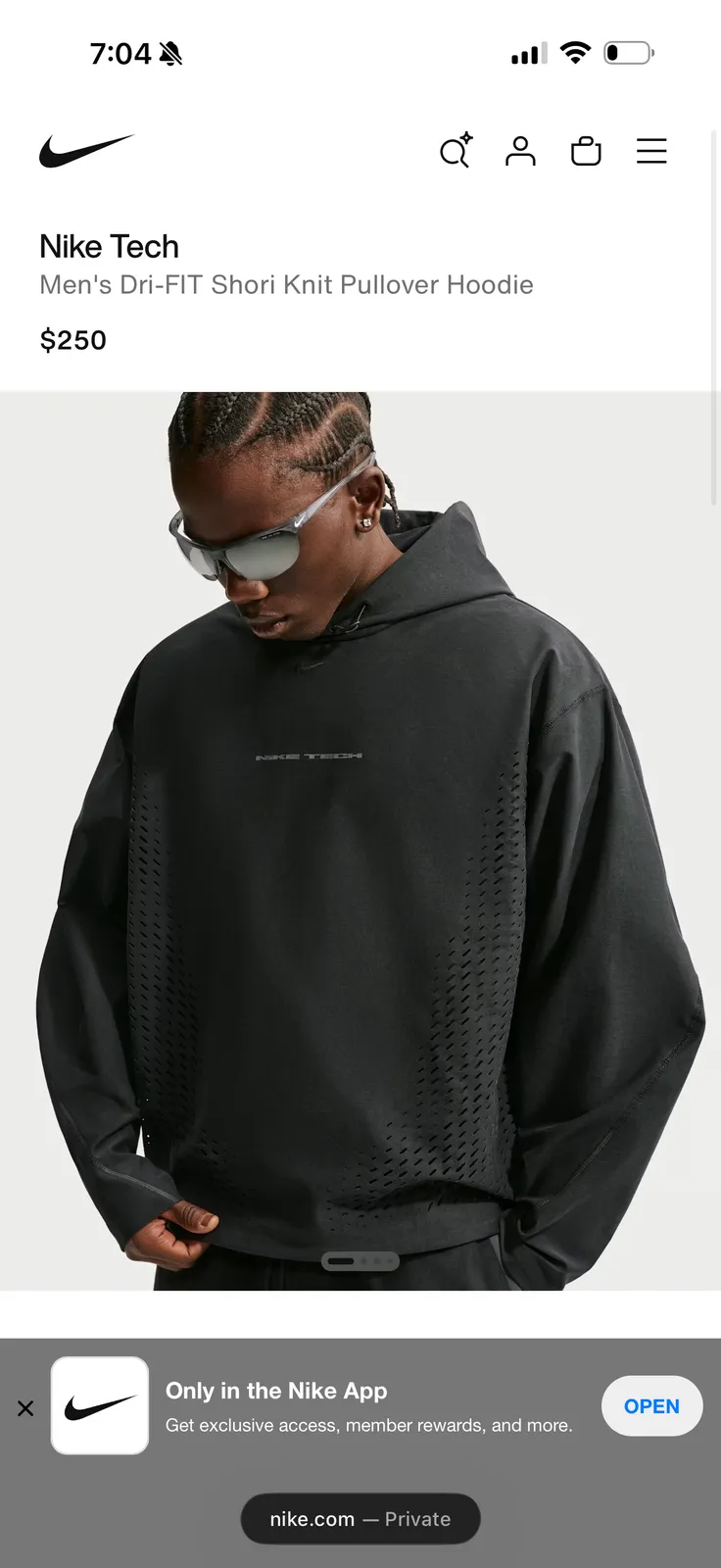 Nike tech